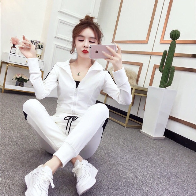 Set Đồ Thể Thao Dài Tay Kiểu Dáng Năng Động Cá Tính Hàng Quảng Châu