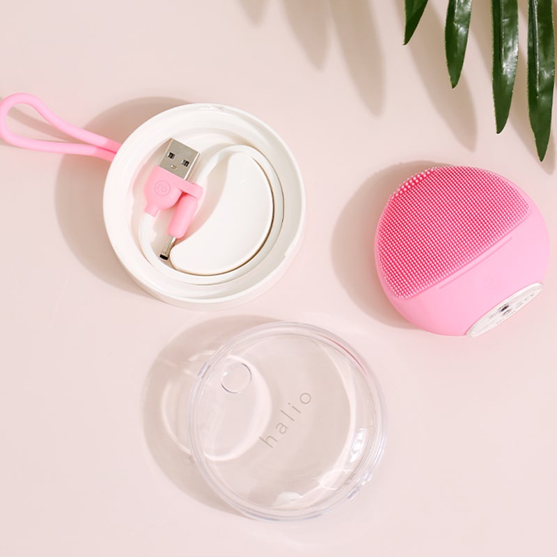 Máy Rửa Mặt Dành Cho Da Nhạy Cảm Halio Sensitive Facial Cleansing &amp; Massaging Device -TẶNG 3 MẶT NẠ