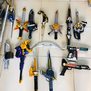 Đồ chơi siêu nhân mô hình đồ chơi Bandai Dx Weapon các loại mất nắp pin