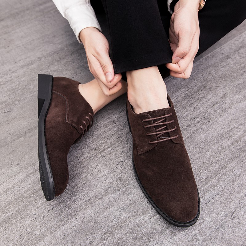 Fashionable smooth leather shoes for men