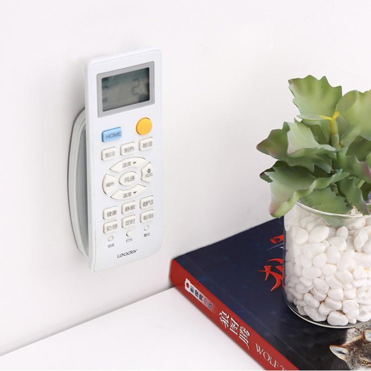 Miếng dán tường gắn cố định cho ổ cắm điện dễ tháo tiện lợi sáng tạo