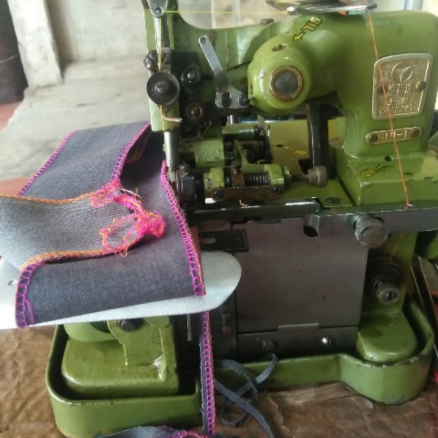 Máy vắt sổ