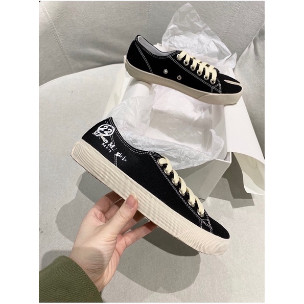 Giày sneaker maison margiela tabi