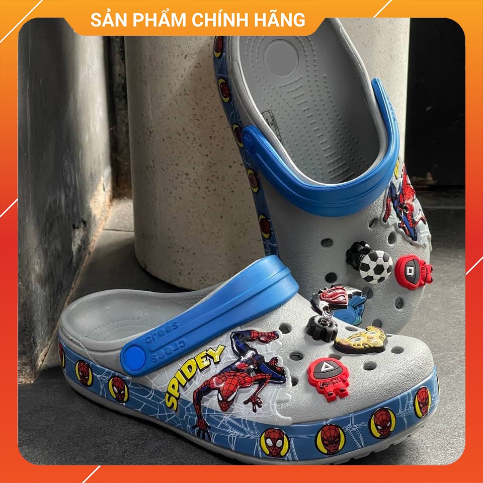 Giày Dép Cross Spider Man Kids Chính Hãng Size 24 Đến 35 - Tặng 6 Jibbizt - Sấu Vui Vẻ