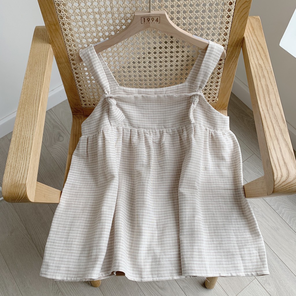 [Mã WASKT304 giảm 15% tối đa 30K đơn 99K] Áo 2 dây thắt nút kẻ vải xô TKA246 1994closet | BigBuy360 - bigbuy360.vn