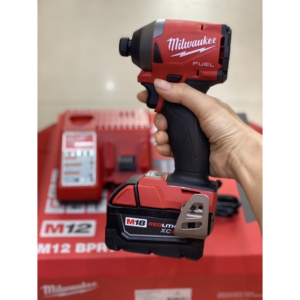 Combo máy vít Mikwaukee 2853 hàng nhập mỹ