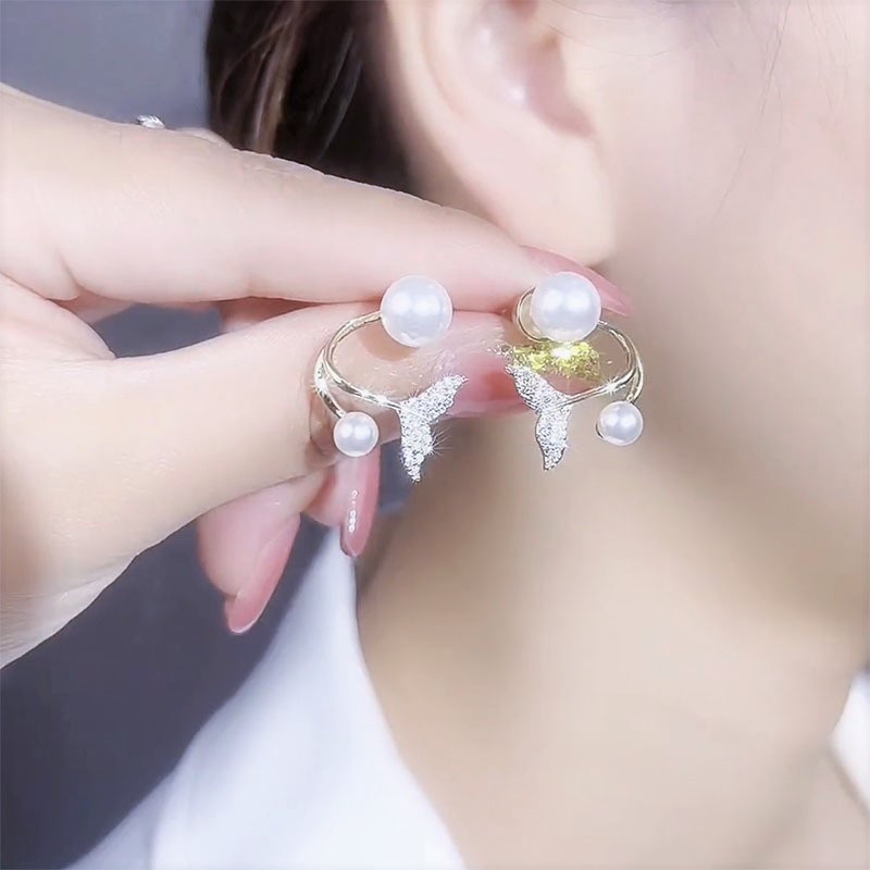 Bông tai bạc hình đuôi cá đính hạt trai nữ tính - Trang sức bạc Evsilver