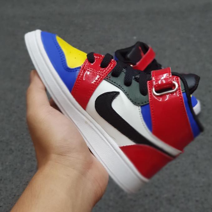Giày bóng rổ Nike Air Jordan 1 màu đỏ/xanh dương/vàng/xanh dương/đỏ thời trang cho bé 26
