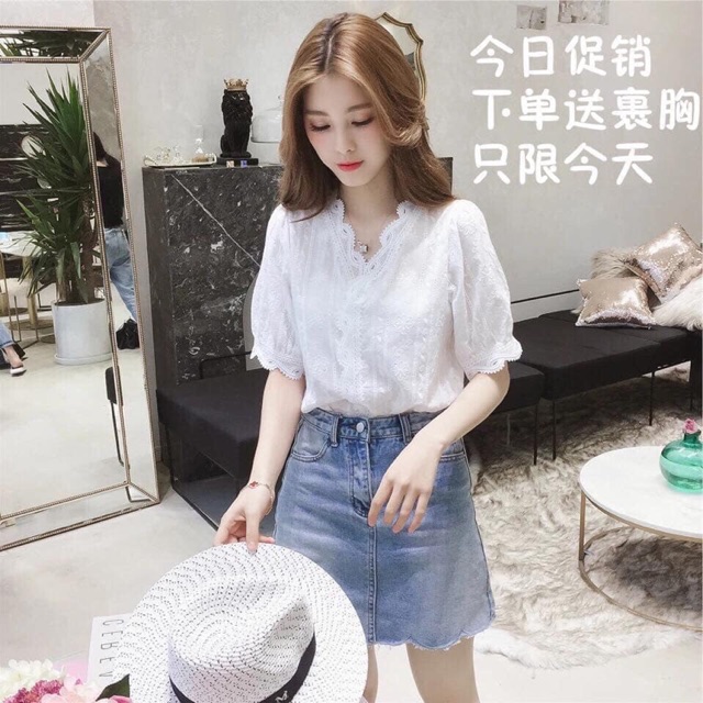 Sơ mi trắng ren