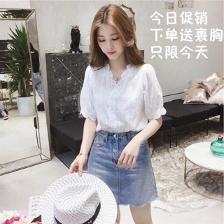 Sơ mi trắng ren