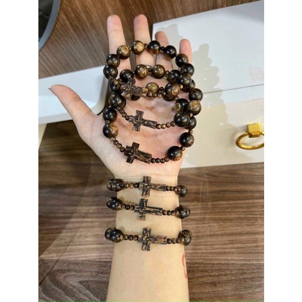 Vòng chuỗi trầm hương mân  côi sánh chìm