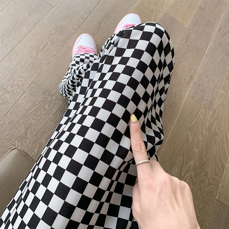 Quần dài IELGY mỏng nhẹ kẻ caro trắng đen thời trang cho nữ