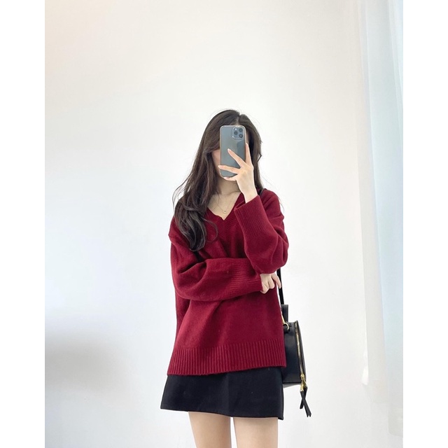 Áo len trơn cổ tim form rộng | BigBuy360 - bigbuy360.vn