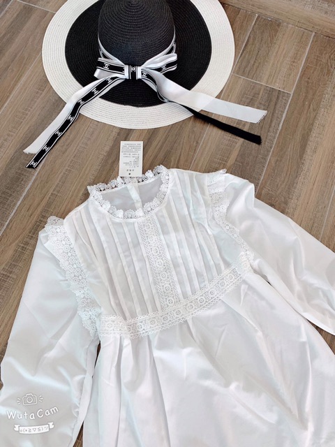 Áo sơ mi đũi dài tay cổ bèo cúc sau babydoll