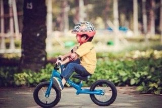 Xe thăng bằng cho bé yêu
