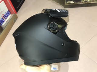 Mũ bảo hiểm M136