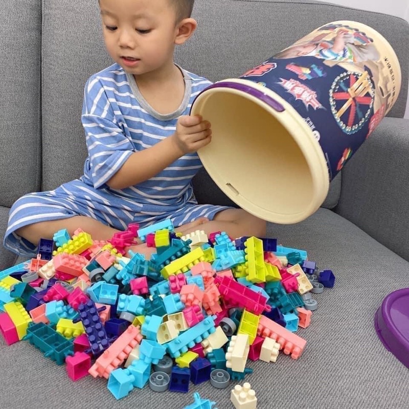 Bộ lắp ráp Lego xô 198 chi tiết rèn luyện tính sáng tạo cho bé