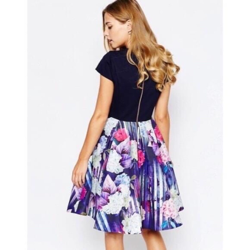 Đầm TED BAKER. 🍀🍀🍀🍀