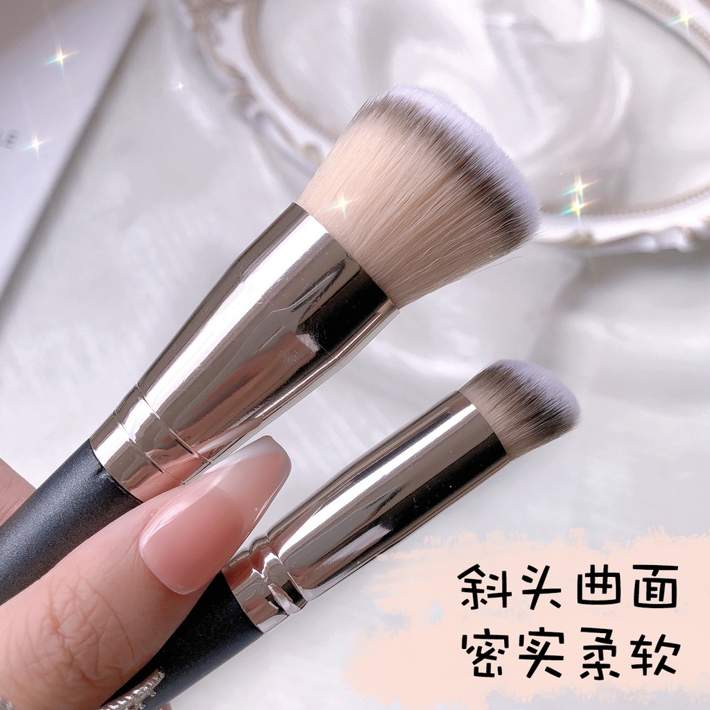 Cọ Trang Điểm Cho Kem Nền/Che Khuyết Điểm Với Lông Động Vật Độc Đáo