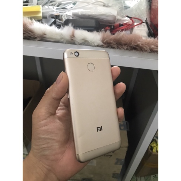 mặt lưng kèm vân tay redmi 4x 99%