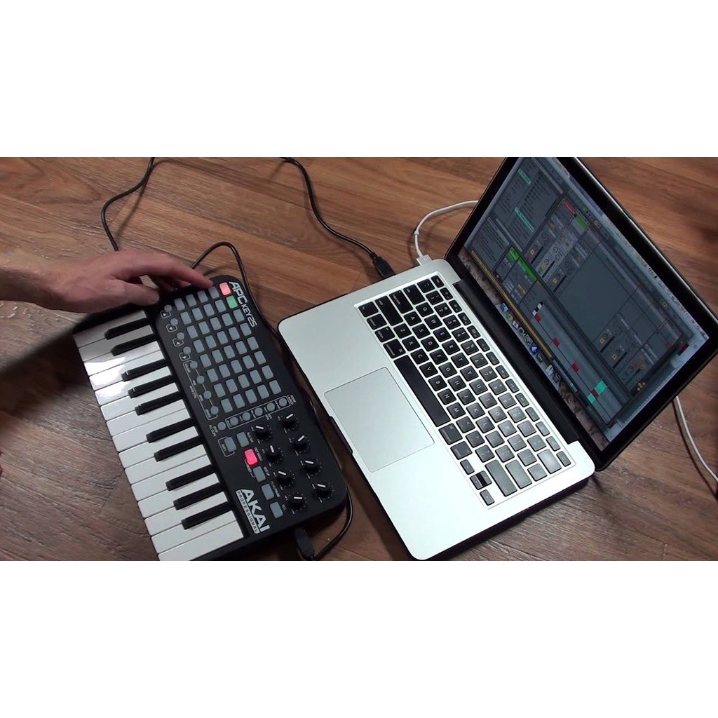 Đàn organ tạo beat AKAI APC 25 - phím cực nhạy