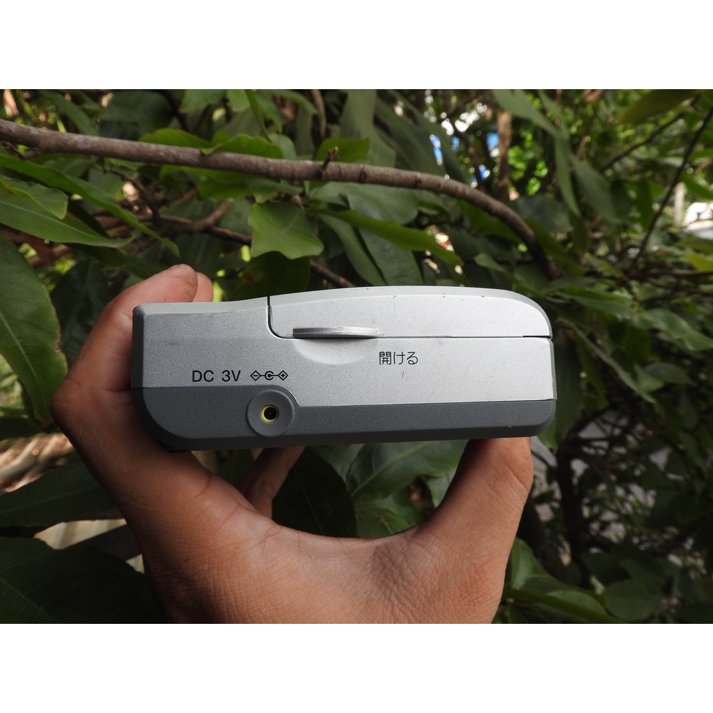 Máy nghe nhạc Cassette AIWA TP-SS1 loa ngoài máy còn đẹp nghe 2 bên tai nghe kiểu máy đề bàn mini cầm tay lạ