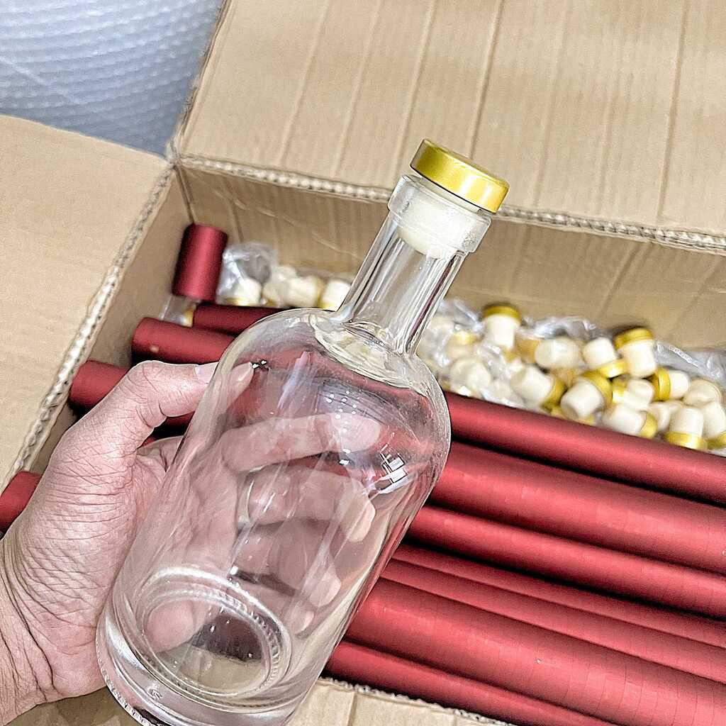 Chai Đựng Rượu Thủy Tinh 500ML mẫu vốt ka – Mẫu Chai Rượu Đẹp - Bình Đựng Ruou