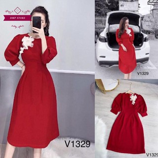 Váy đầm đỏ chiết eo đính tag hoa trắng SKU 0329