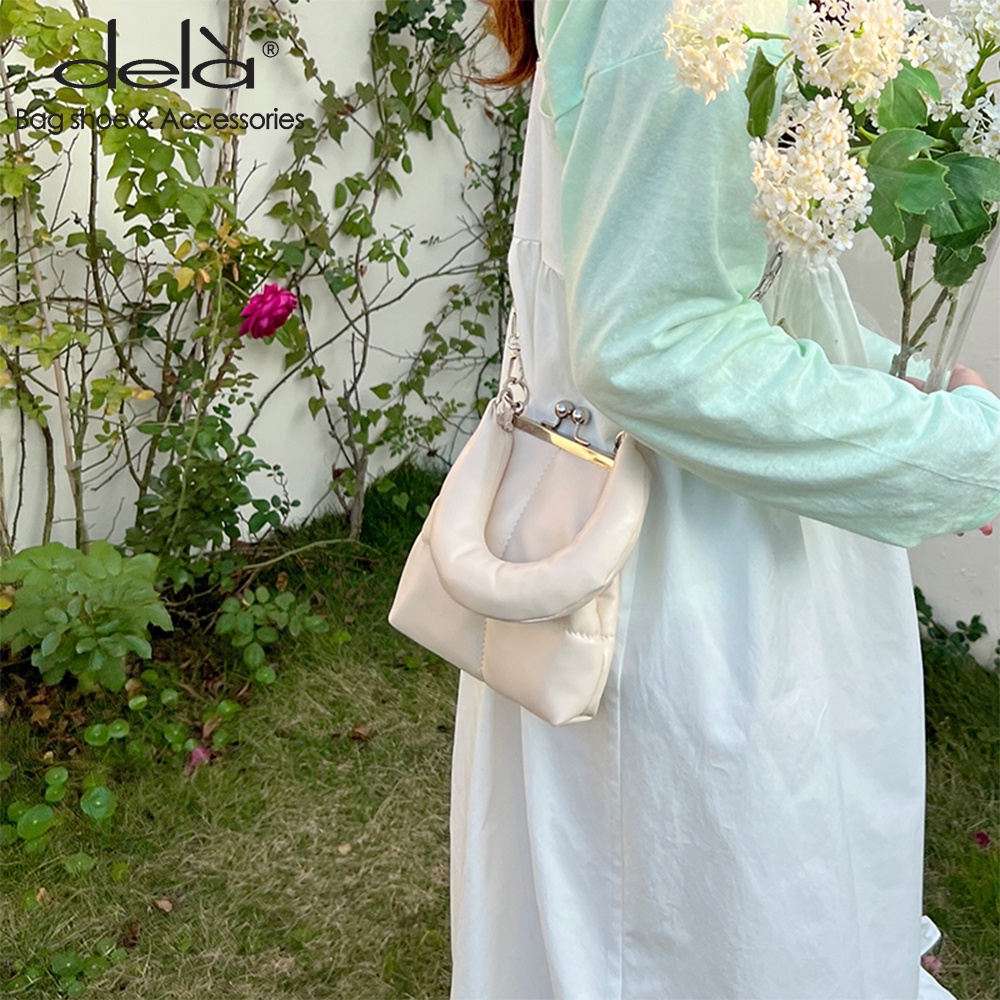 Dela Túi Xách Đeo Chéo Có Khóa Kẹp Dây Xích Thiết Kế Mới Mùa Xuân Phong Cách Hàn Quốc Cho Nữ