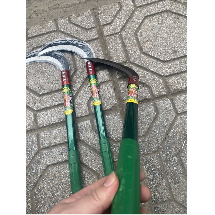 Liềm phát cỏ cán nhôm siêu nhẹ dễ cầm