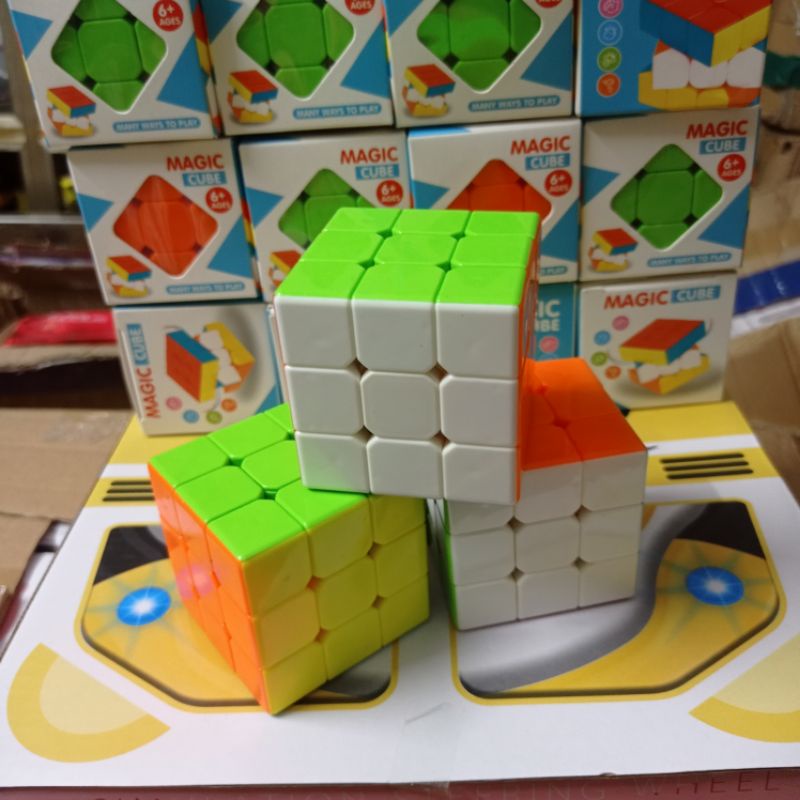 Đồ chơi Rubik nhiều mẫu loại đẹp