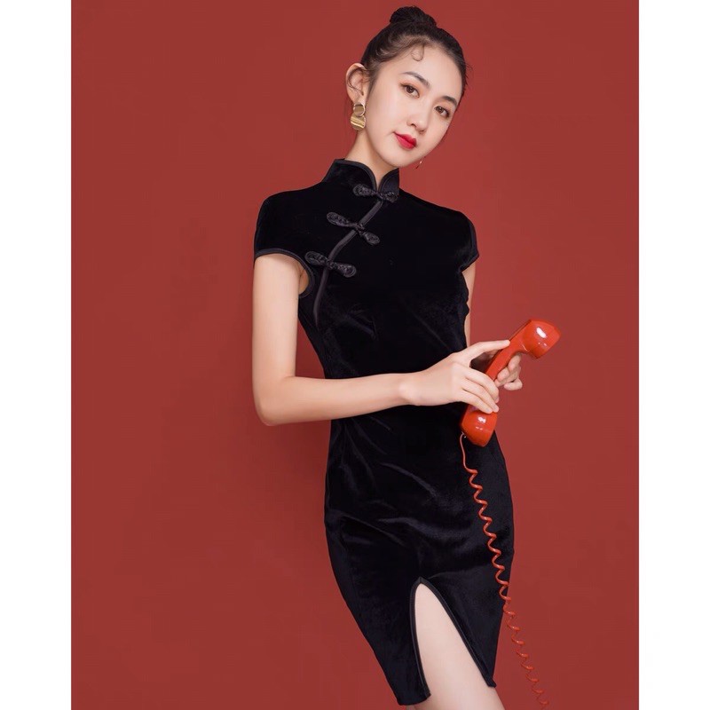 Sườn Xám Đen Vải Nhung Dáng Ngắn 40-65kg