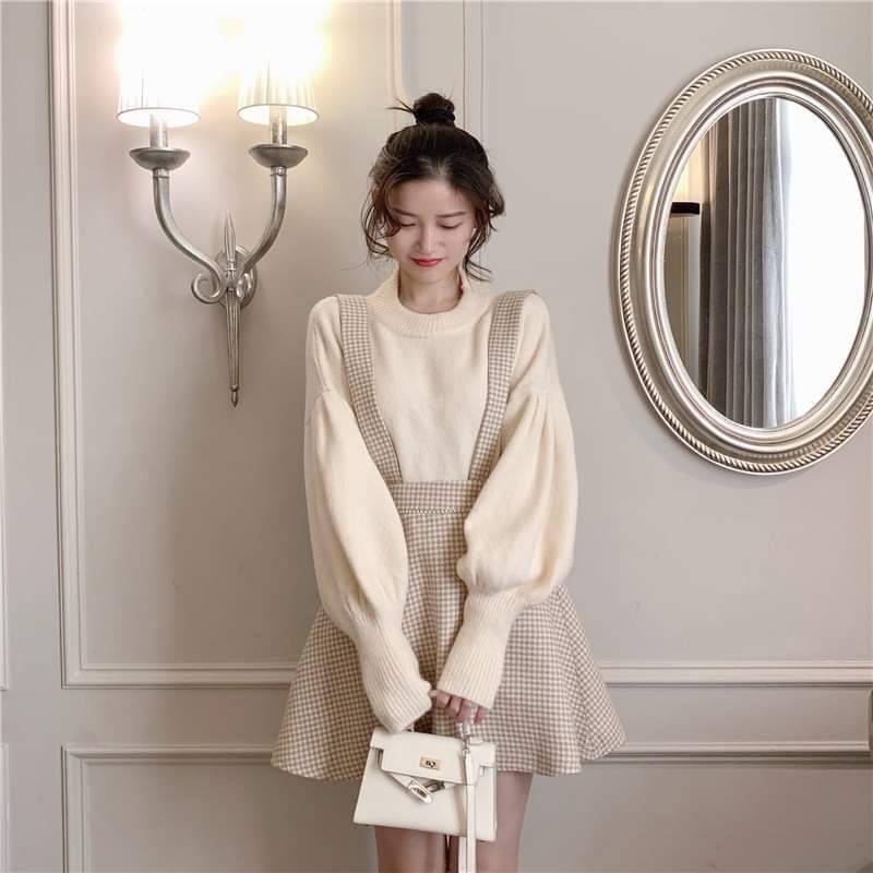 Set yếm ulzzang có tách lẻ, gồm chân váy ulzzang và áo len tay phồng