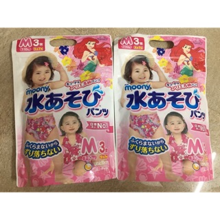 Quần mặc bơi cho bé