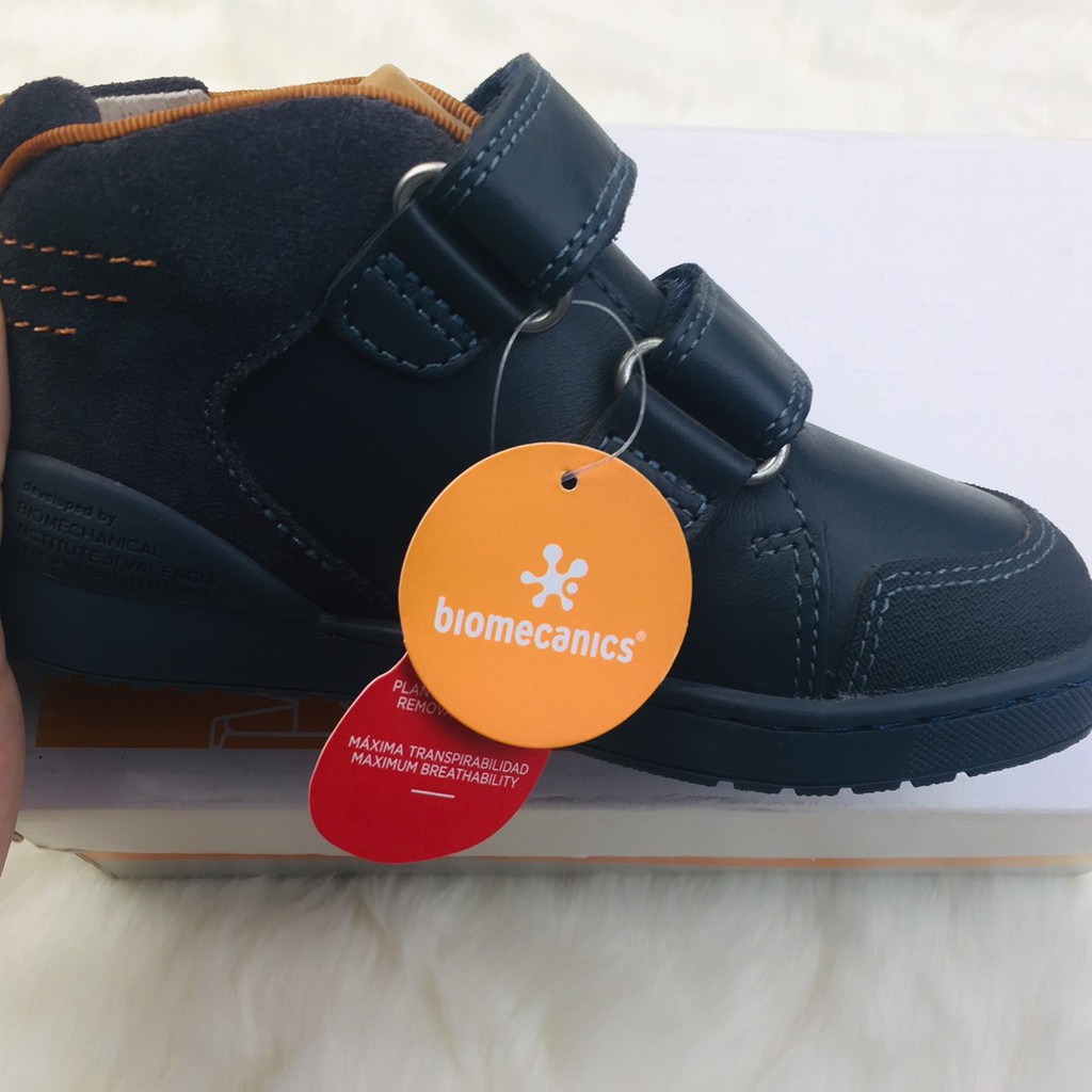 Giầy Biomecanics bé trai xanh quai dán