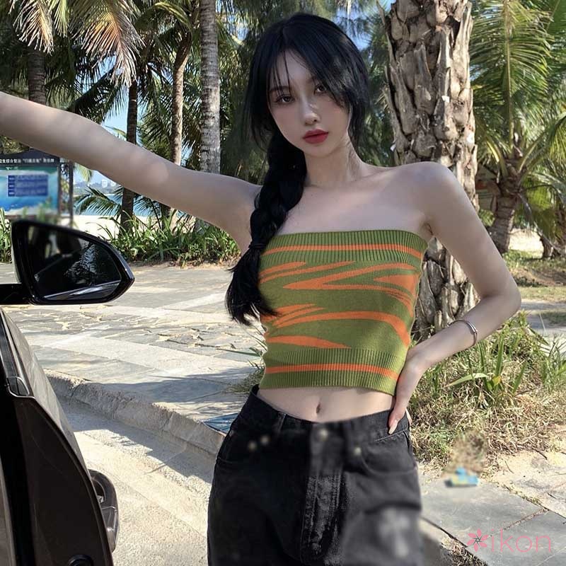 Áo Croptop Dệt Kim Hoạ Tiết Kẻ Sọc Thiết Kế Quyến Rũ