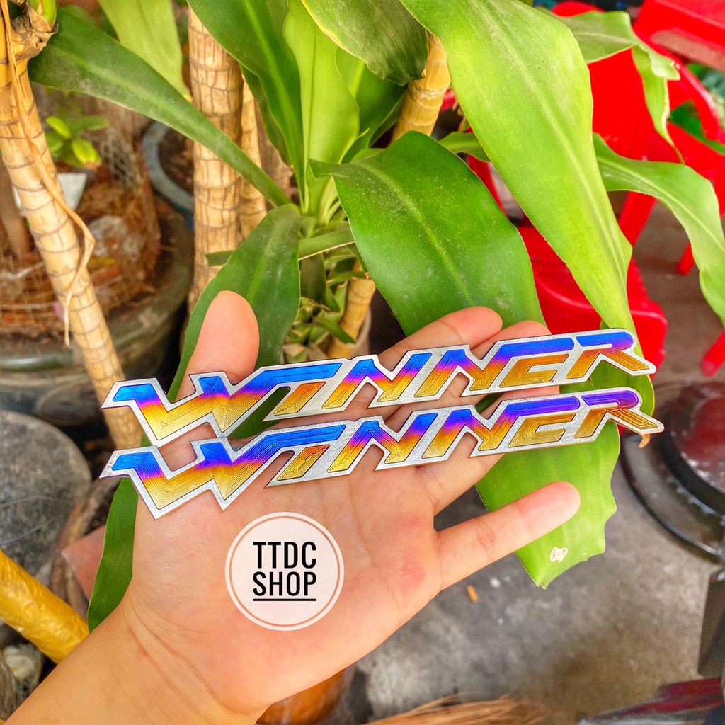 Tem Titan Cặp chữ Winner