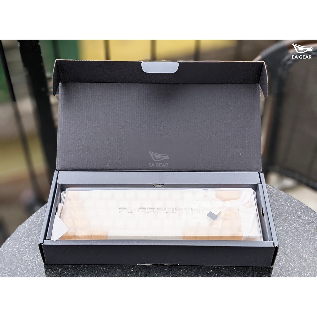 Bàn phím cơ FL680Sam Banana - EA Gear