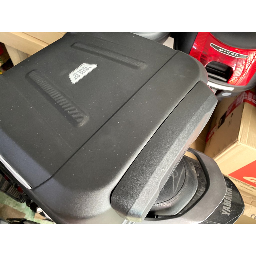 Gối tựa lưng Givi thùng Givi B32N Givi BB42N