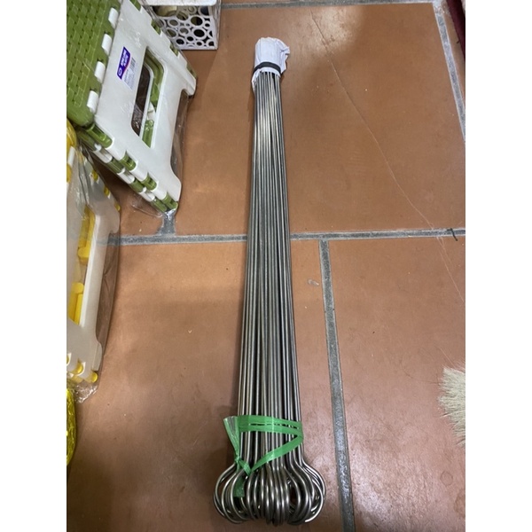 Que xiên nướng thịt bằng inox không rỉ loại 60cm dày đẹp