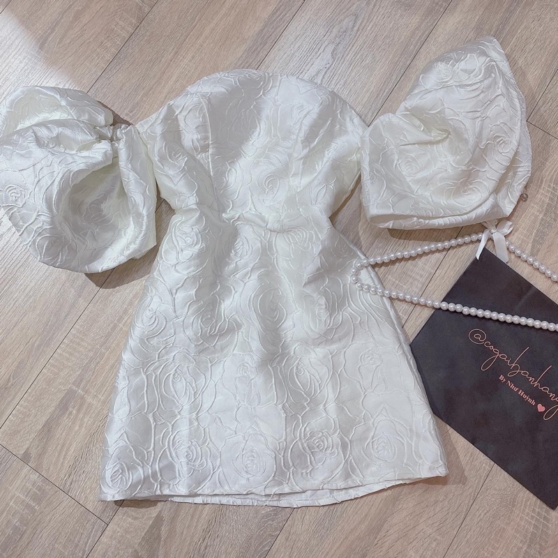 ĐẦM GẤM TAY BỒNG 🤍