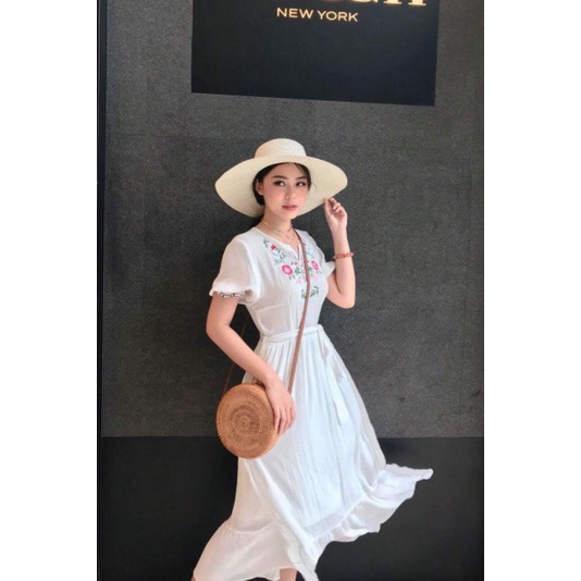 Đầm maxi thêu Giá 230k