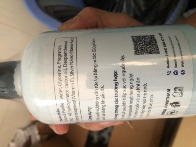 Dung dịch rửa tay khô Nano Bạc + Vitamin E - HONESTY - 500ml | BigBuy360 - bigbuy360.vn