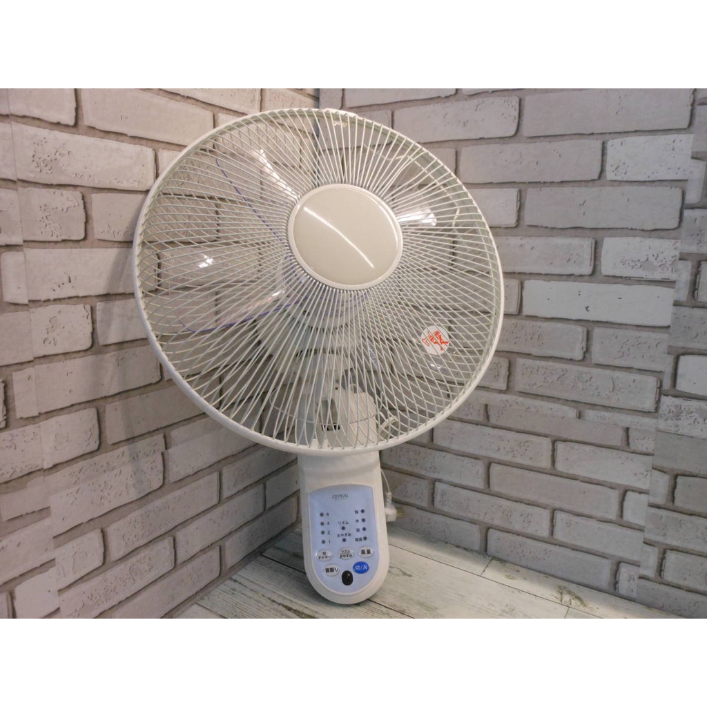 Quạt nội địa Nhật ZEPEAL DKF-A3418  treo tường giá 1,9tr