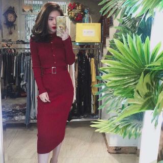 Body cổ tròn trụ nút kèm ảnh feedback của khách