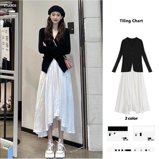 Áo len MORAN cổ V cài khuy xẻ vạt chéo màu đen style retro Hàn Quốc