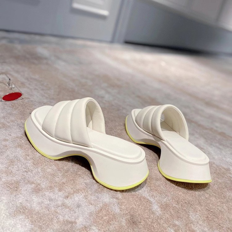 Dép Quai Ngang Đế Dày Thời Trang Dành Cho Nữ