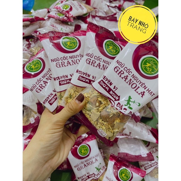 NGŨ CỐC NGUYÊN HẠT GRANOLA