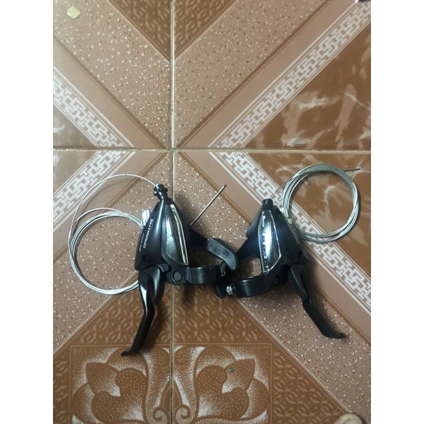 tay bấm xả 3-8 SHTMAUO
