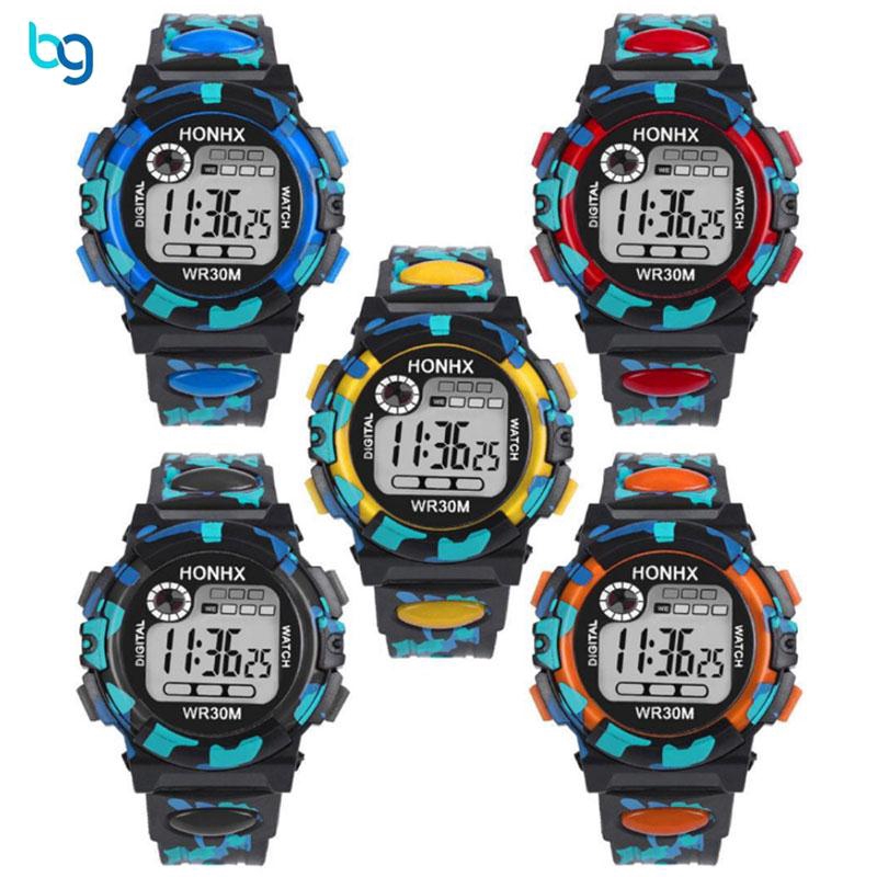 Đồng hồ điện tử chống thấm nước cho bé trai | BigBuy360 - bigbuy360.vn
